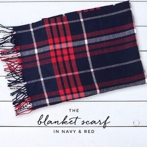 NWT. Evy’s Tree Navy & Red Plaid Blanket Scarf- OS